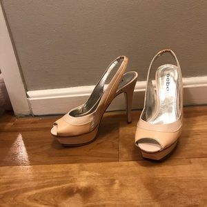 Nude bebe Heels